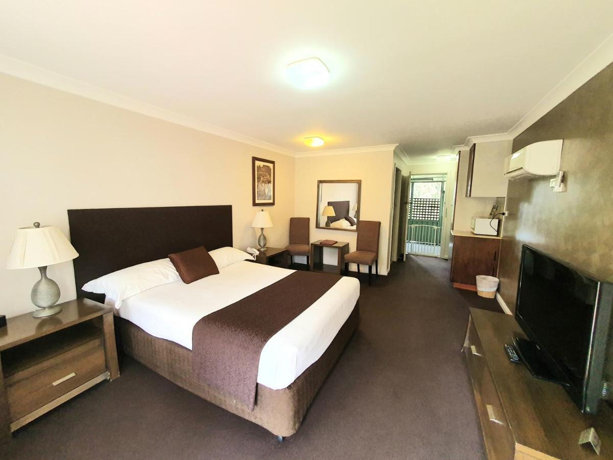 The Aston Motel Tamworth Esterno foto