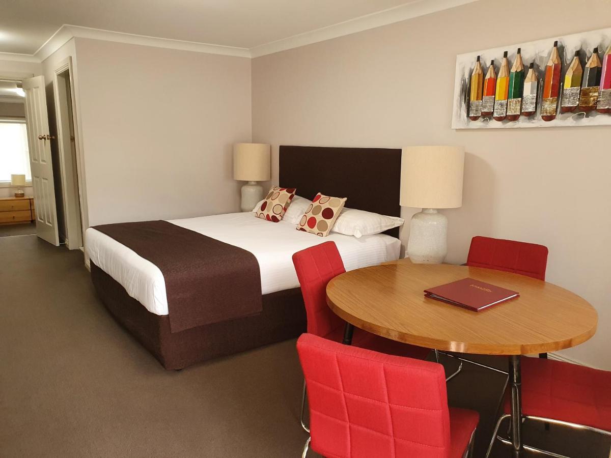 The Aston Motel Tamworth Esterno foto