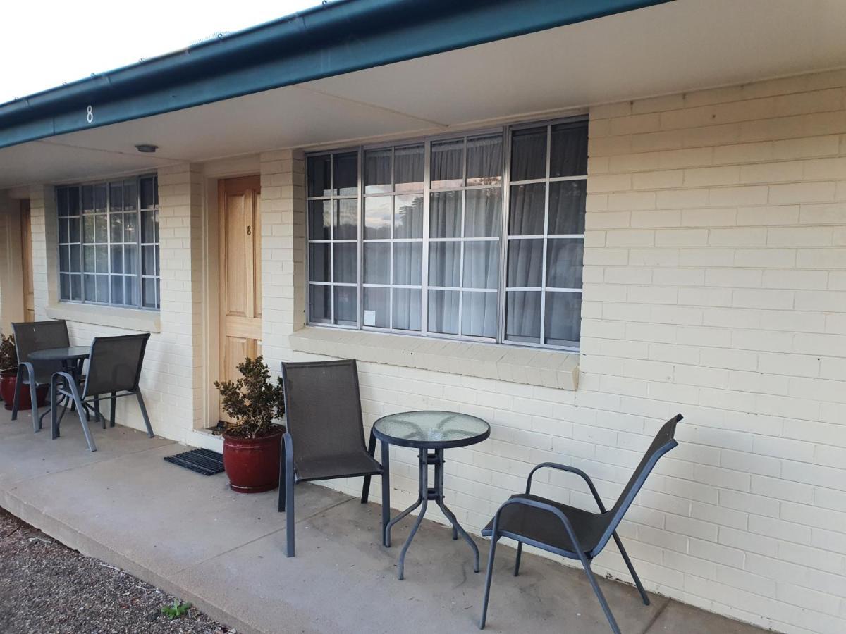 The Aston Motel Tamworth Esterno foto