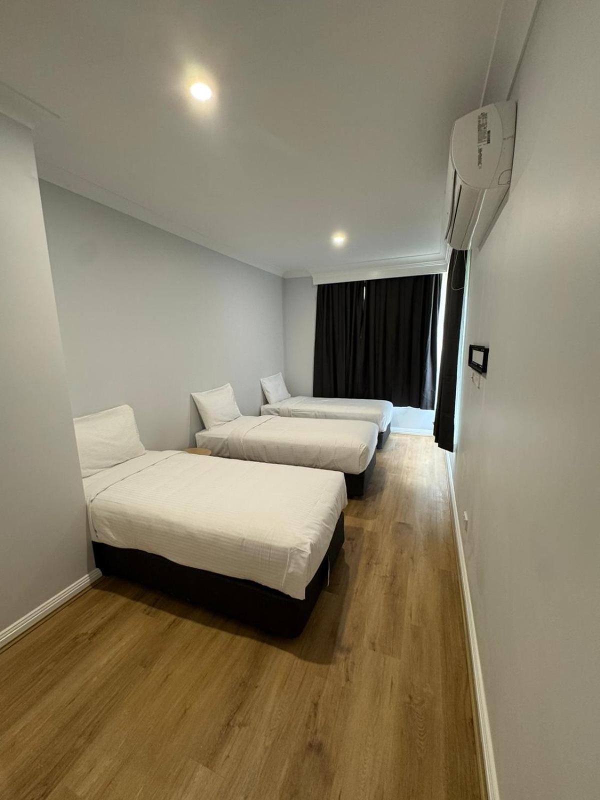 The Aston Motel Tamworth Esterno foto