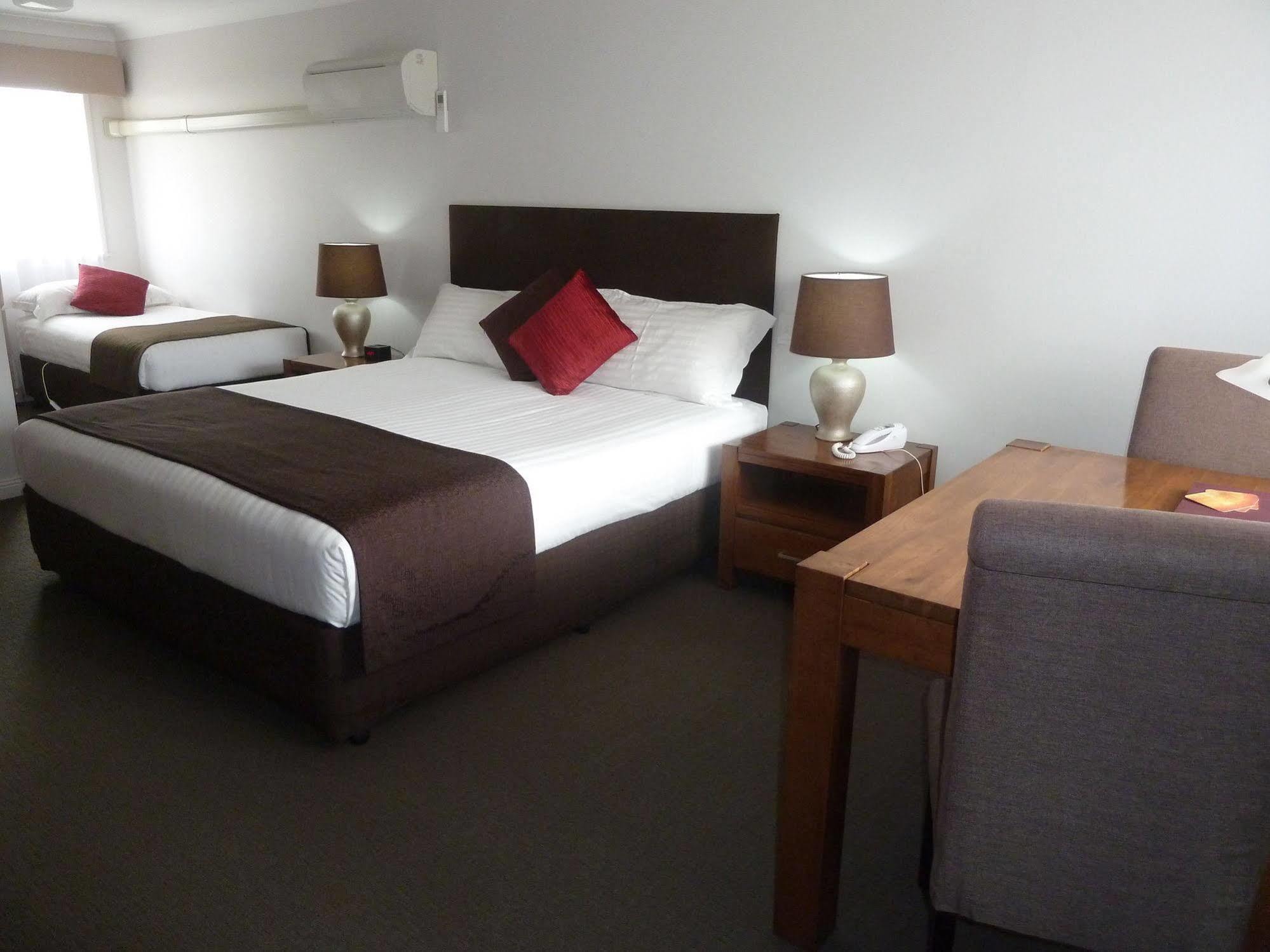 The Aston Motel Tamworth Esterno foto