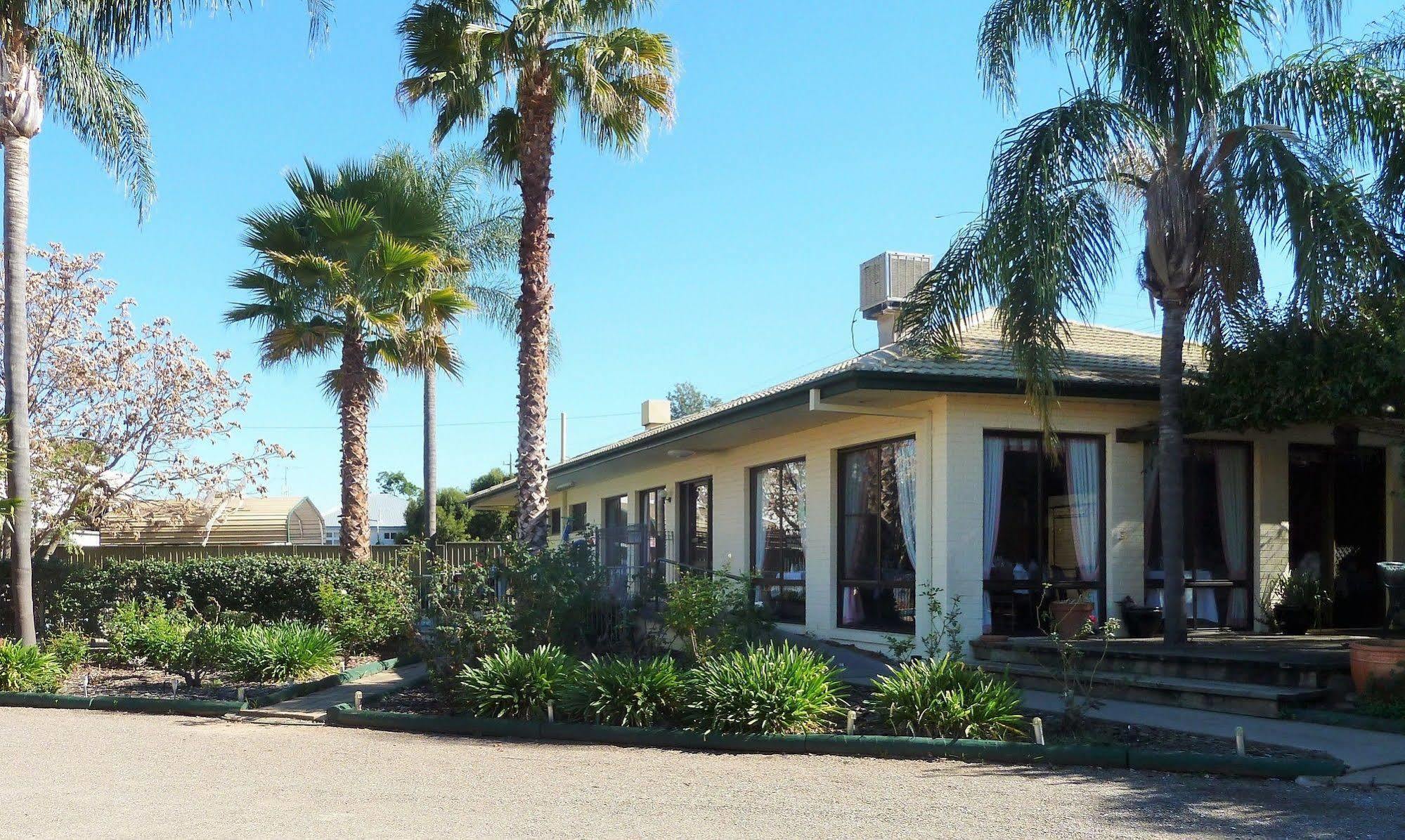 The Aston Motel Tamworth Esterno foto